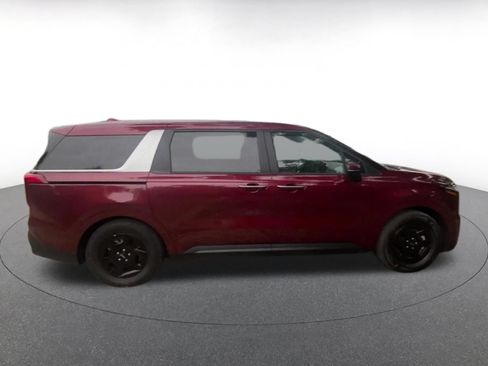 Used 2026 Kia Carnival FWD image 16