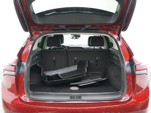 Used 2023 Buick Envision Essence AWD/4WD image 16