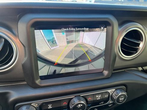 Used 2023 Jeep Wrangler Unlimited Rubicon 4xe image 41