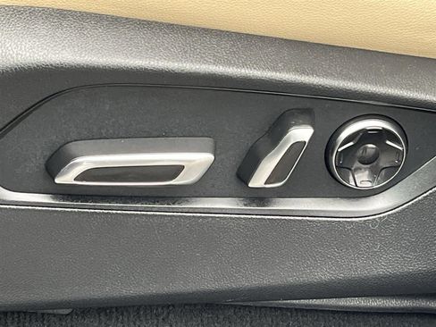 Used 2023 Acura MDX SH-AWD image 13