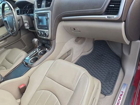 Used 2015 GMC Acadia Denali FWD image 16