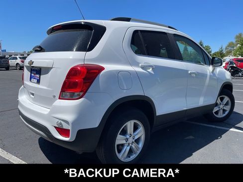 Used 2018 Chevrolet Trax LT AWD/4WD image 4