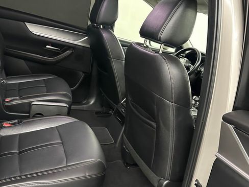 Used 2024 MAZDA CX-90 3.3 Turbo w/ Preferred Package image 35