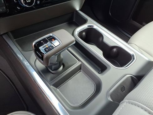 New 2026 GMC Sierra 1500 SLT w/ SLT Premium Plus Package image 16