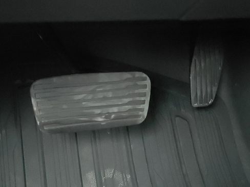 Used 2023 GMC Sierra 1500 Elevation w/ LPO, Elevation Black Package image 44