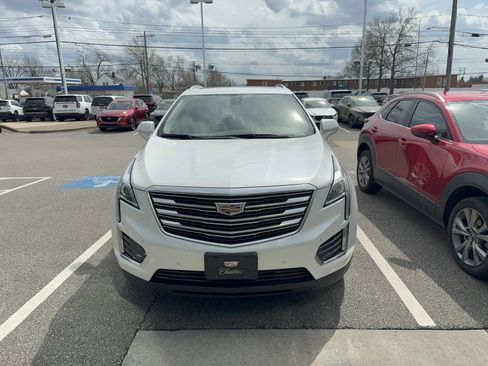 Used 2018 Cadillac XT5 Luxury w/ Driver Awareness Package image 2