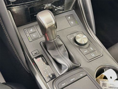Used 2022 Lexus IS 350 F Sport RWD image 17