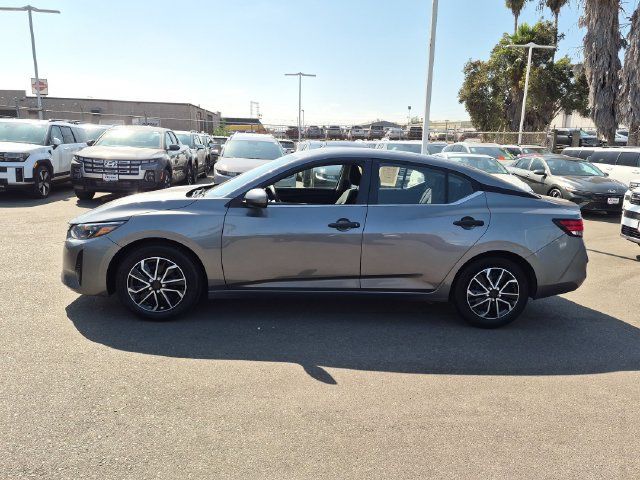 Used 2024 Nissan Sentra S FWD image 4