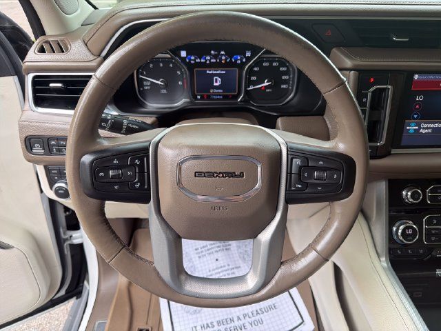 Used 2021 GMC Yukon Denali w/ Denali Premium Package AWD/4WD image 15
