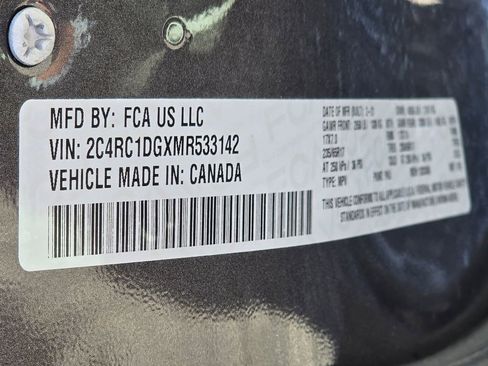 Used 2021 Chrysler Voyager Lxi image 20