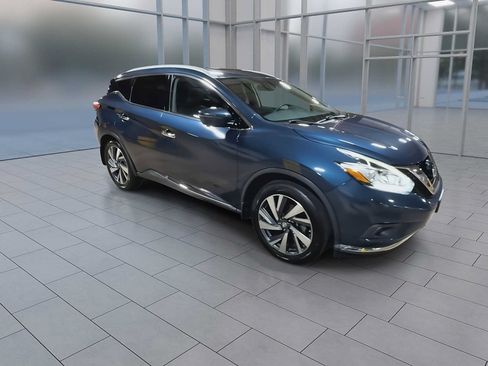 Used 2017 Nissan Murano Platinum w/ Platinum Technology Package AWD/4WD image 2