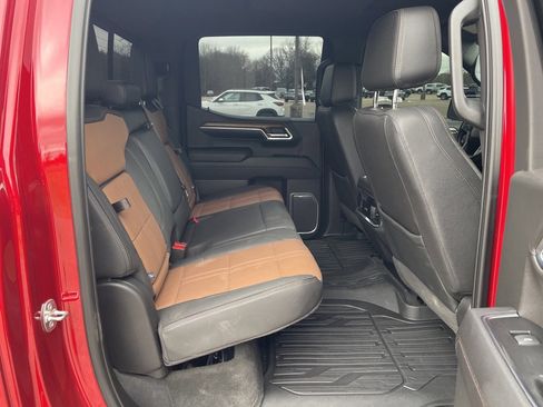 Used 2023 Chevrolet Silverado 1500 High Country image 30