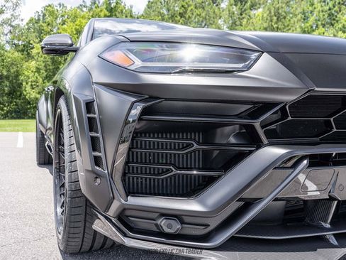 Used 2021 Lamborghini Urus AWD/4WD image 48