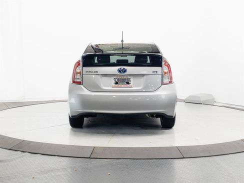 Used 2012 Toyota Prius Two FWD image 8