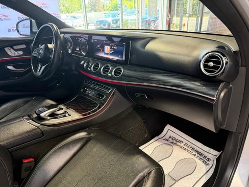 Used 2019 Mercedes-Benz E 300 4MATIC w/ Premium 1 Package image 31