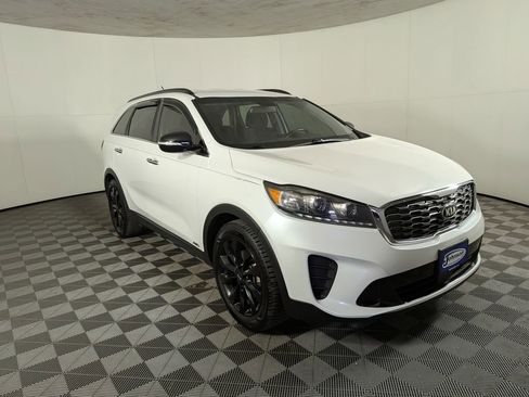 Used 2020 Kia Sorento S image 5
