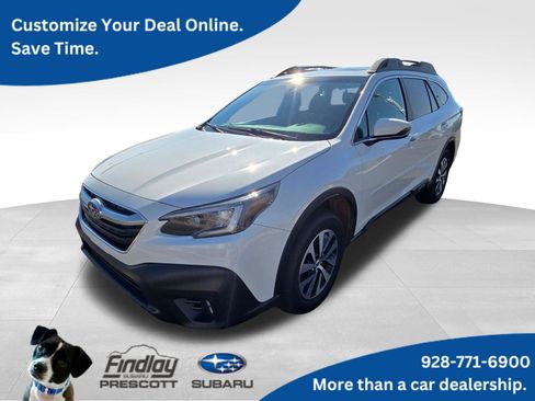 Used 2022 Subaru Outback Premium AWD/4WD image 1