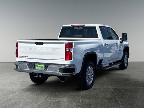 Used 2024 Chevrolet Silverado 2500 LTZ w/ LTZ Convenience Package image 7