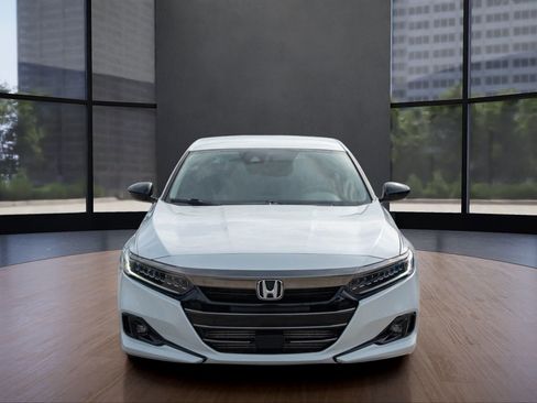 Used 2022 Honda Accord Sport Special Edition image 2
