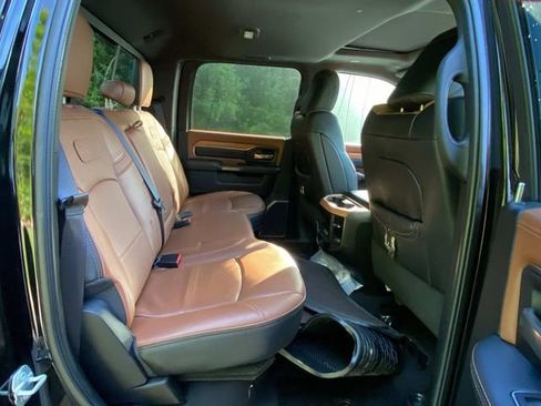Used 2024 RAM 2500 Limited AWD/4WD image 33