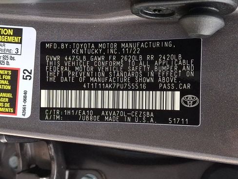 Used 2023 Toyota Camry SE w/ Cold Weather Package image 28