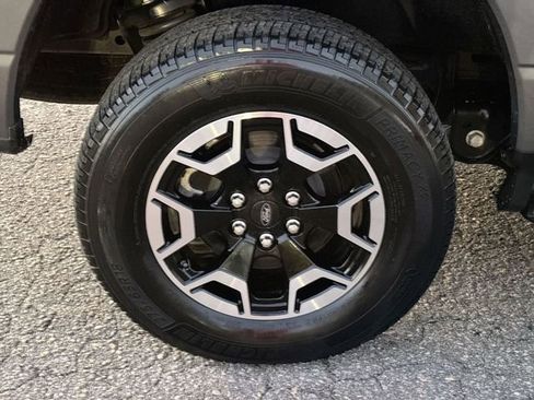 Used 2022 Ford F150 Lightning XLT image 11