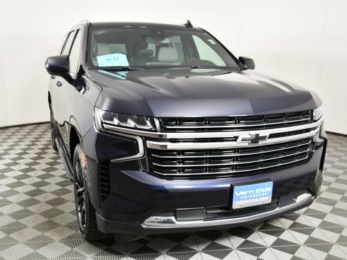 Used 2021 Chevrolet Tahoe LT image 3