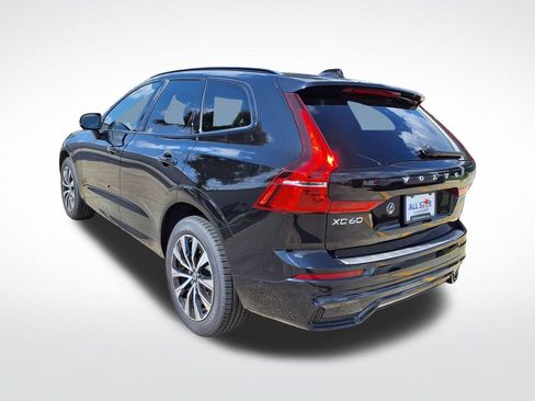 Used 2024 Volvo XC60 B5 Plus w/ Protection Package Premier AWD/4WD image 10