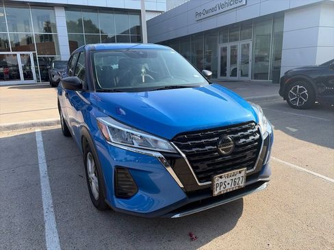 Used 2021 Nissan Kicks S FWD image 4