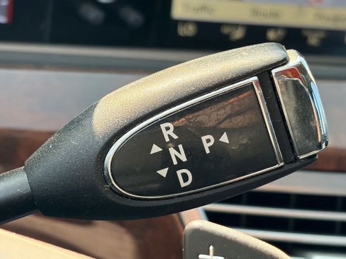 Used 2013 Mercedes-Benz S 550 image 19