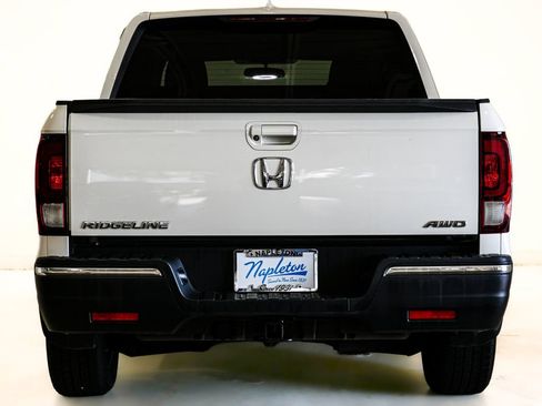 Used 2019 Honda Ridgeline Sport image 6