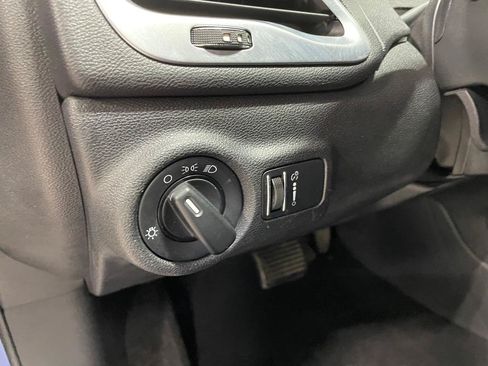 Used 2013 Dodge Dart SXT w/ Popular Equipment Group FWD image 23
