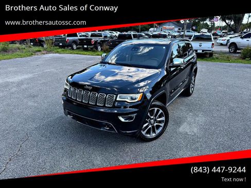 Used 2017 Jeep Grand Cherokee Overland w/ Jeep Active Safety Group AWD/4WD image 1