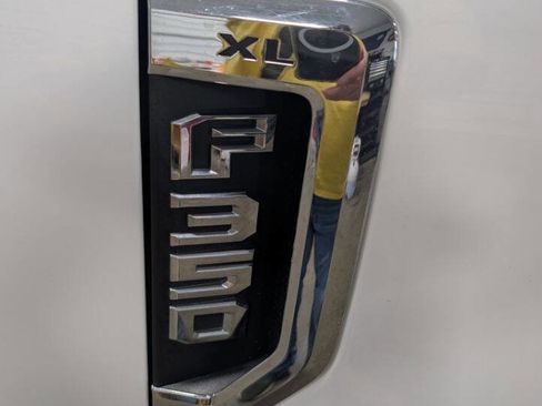 Used 2017 Ford F350 XL w/ Power Equipment Group image 18