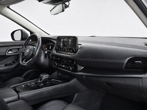 Used 2022 Nissan Rogue Platinum w/ Head-Up Display Package FWD image 22