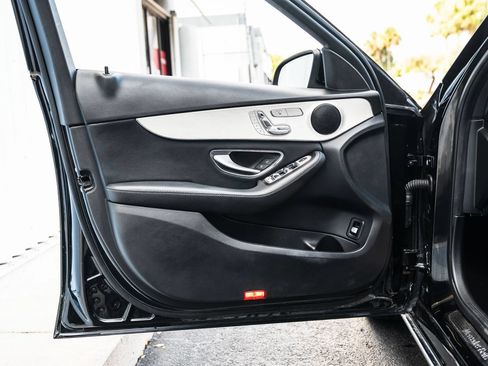 Used 2019 Mercedes-Benz C 300 Sedan w/ Premium Package image 14