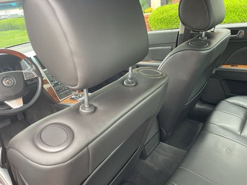 Used 2011 Cadillac STS RWD image 10