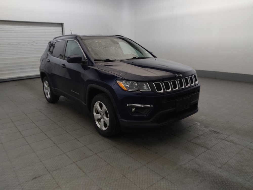 Used 2019 Jeep Compass Latitude w/ Cold Weather Group AWD/4WD image 13