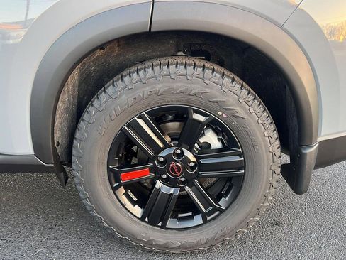 New 2026 Nissan Rogue SV image 10