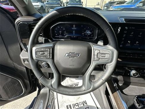 Used 2024 Chevrolet Silverado 1500 LT Trail Boss w/ Convenience Package II image 22