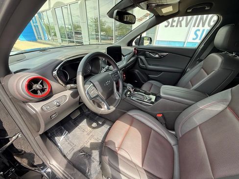 Used 2025 Chevrolet Blazer RS FWD image 15