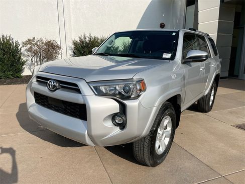Used 2023 Toyota 4Runner SR5 image 4
