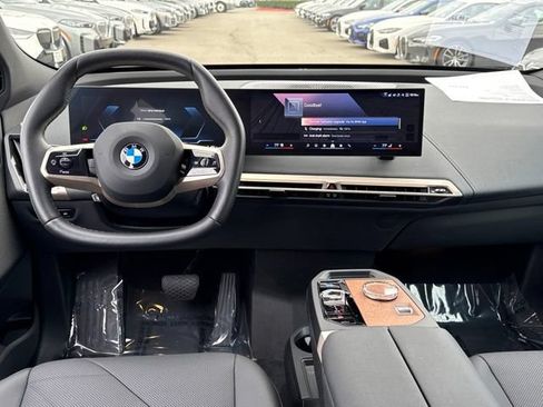 Used 2026 BMW iX xDrive60 w/ Executive Package AWD/4WD image 31