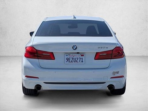 Used 2020 BMW 530e w/ Convenience Package RWD image 6