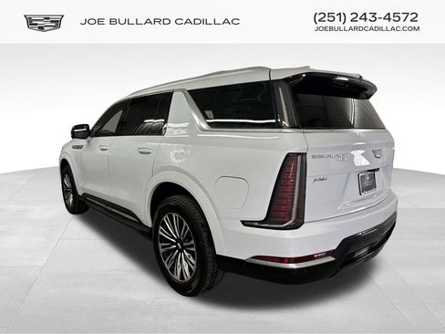 New 2026 Cadillac Escalade IQL Luxury image 4