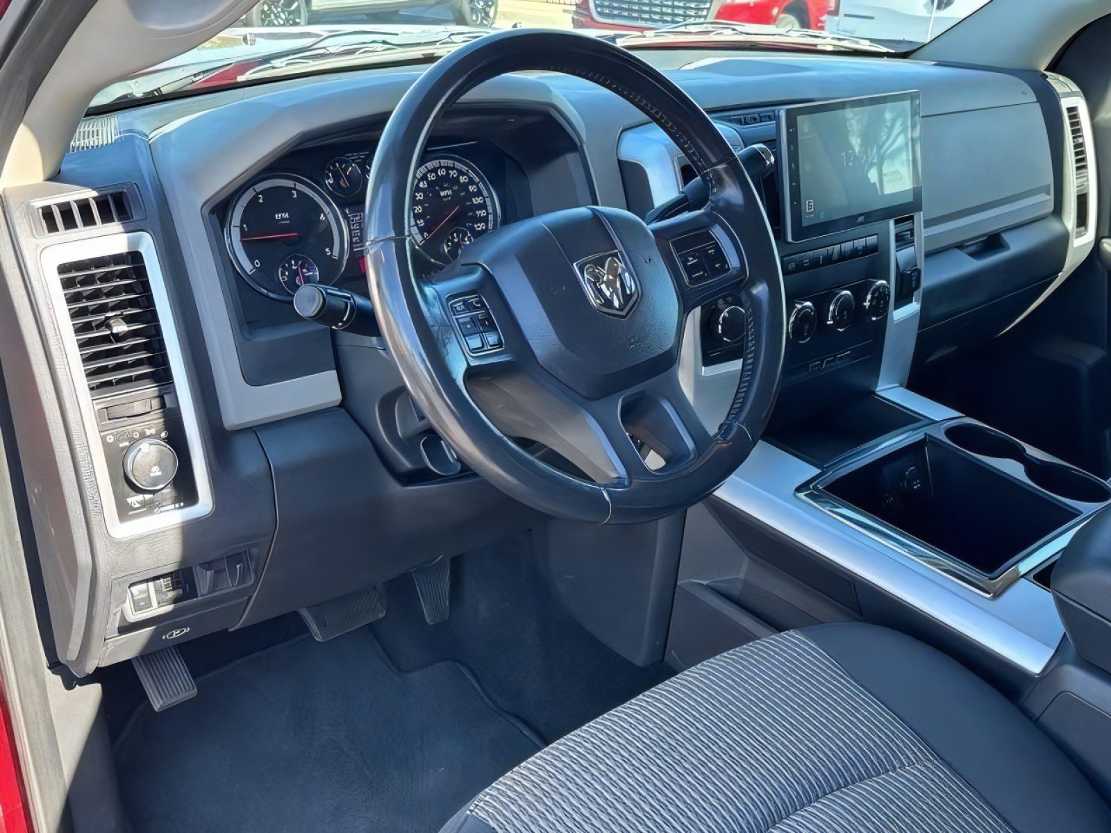 Used 2012 RAM 3500 SLT AWD/4WD image 19