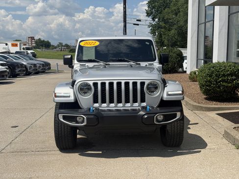 Used 2022 Jeep Wrangler Unlimited Sahara w/ Cold Weather Group AWD/4WD image 24