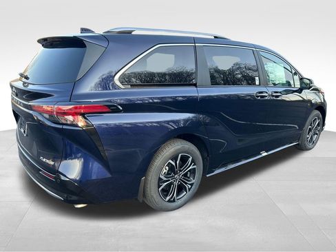 New 2026 Toyota Sienna Platinum AWD/4WD image 5