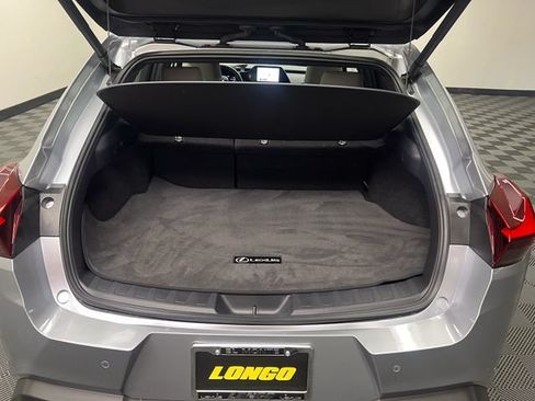 Certified 2024 Lexus UX 250h FWD image 8