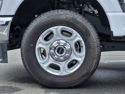 Used 2026 Ford F250 XLT AWD/4WD image 17